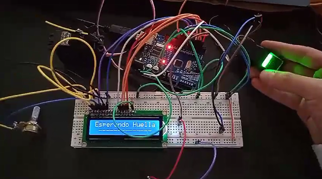 Fingerprint reader system with Arduino